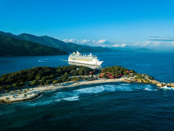 Offrez-vous l'inoubliable : Détente et aventure au cours d'une croisière de rêve